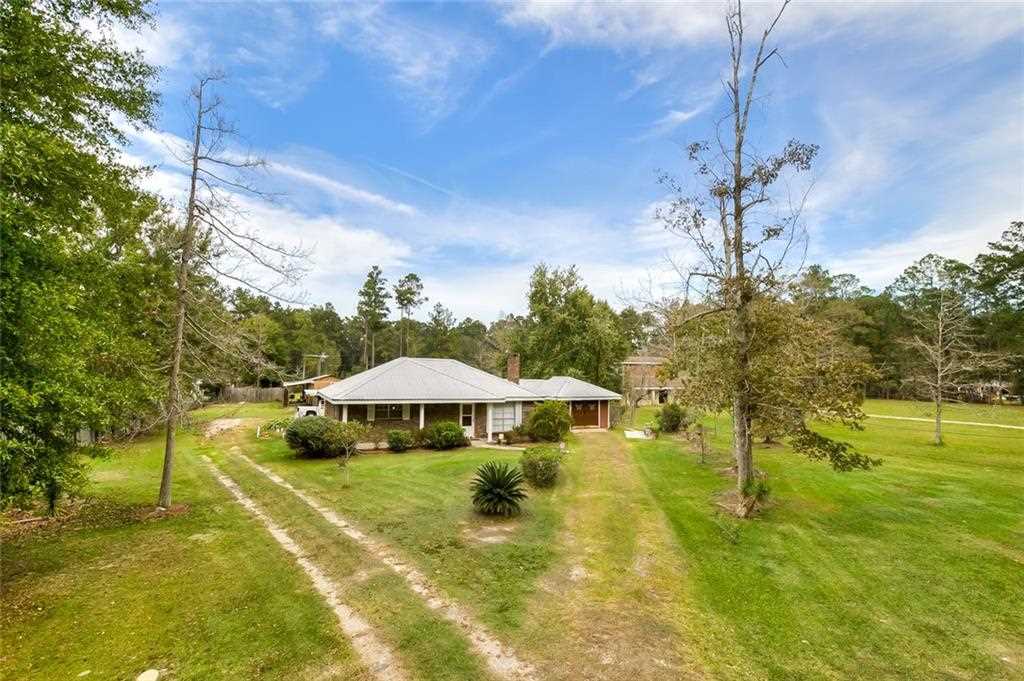 26139 Cloverland Road Lacombe, LA 70445 - Photo 2 of 17 Gallery Image 2