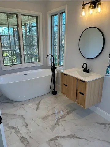 $899,900 | 300 Kenoza Street, Haverhill, MA 01830