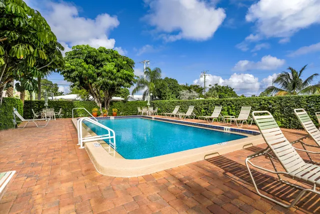 $199,900 | 2400 Northeast 10th Street, Unit 506, Pompano Beach, FL 33062