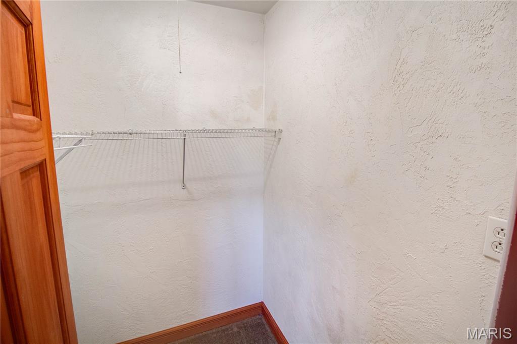 1155 Washington Avenue Alton, IL 62002 - Photo 17 of 37