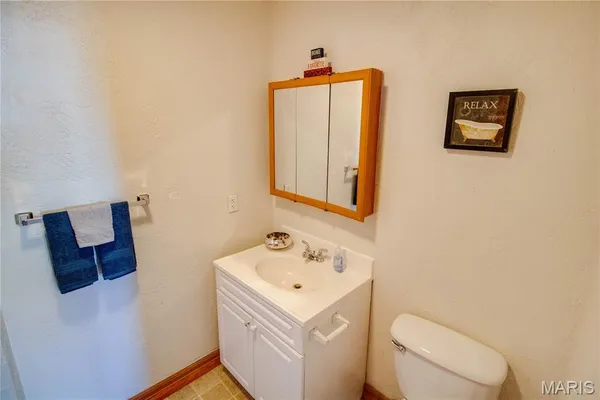 $169,000 | 1155 Washington Avenue, Alton, IL 62002