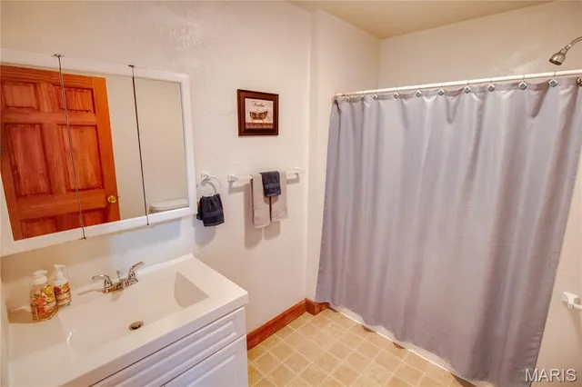 $169,000 | 1155 Washington Avenue, Alton, IL 62002