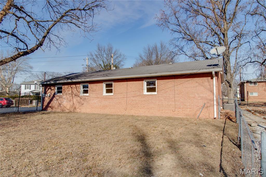 1155 Washington Avenue Alton, IL 62002 - Photo 33 of 37