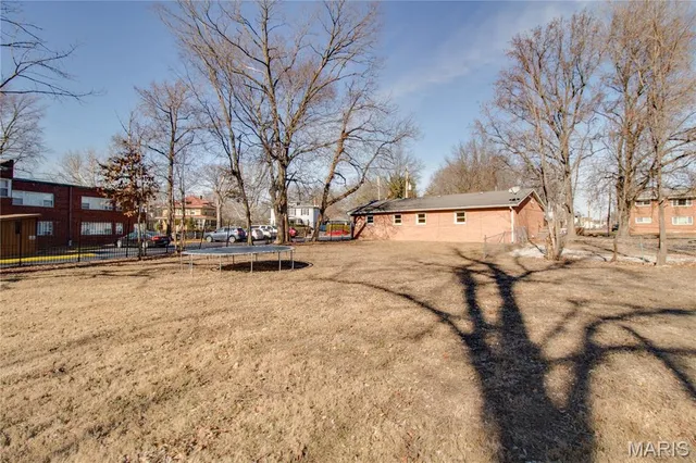 $169,000 | 1155 Washington Avenue, Alton, IL 62002