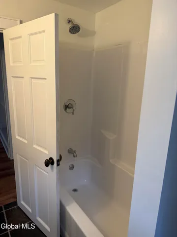 $3,300 | 60 Ash Street, Saratoga Springs, NY 12866