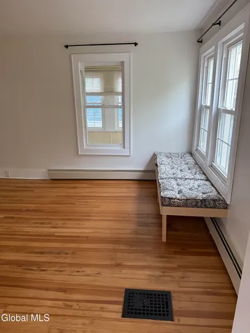 $3,300 | 60 Ash Street, Saratoga Springs, NY 12866