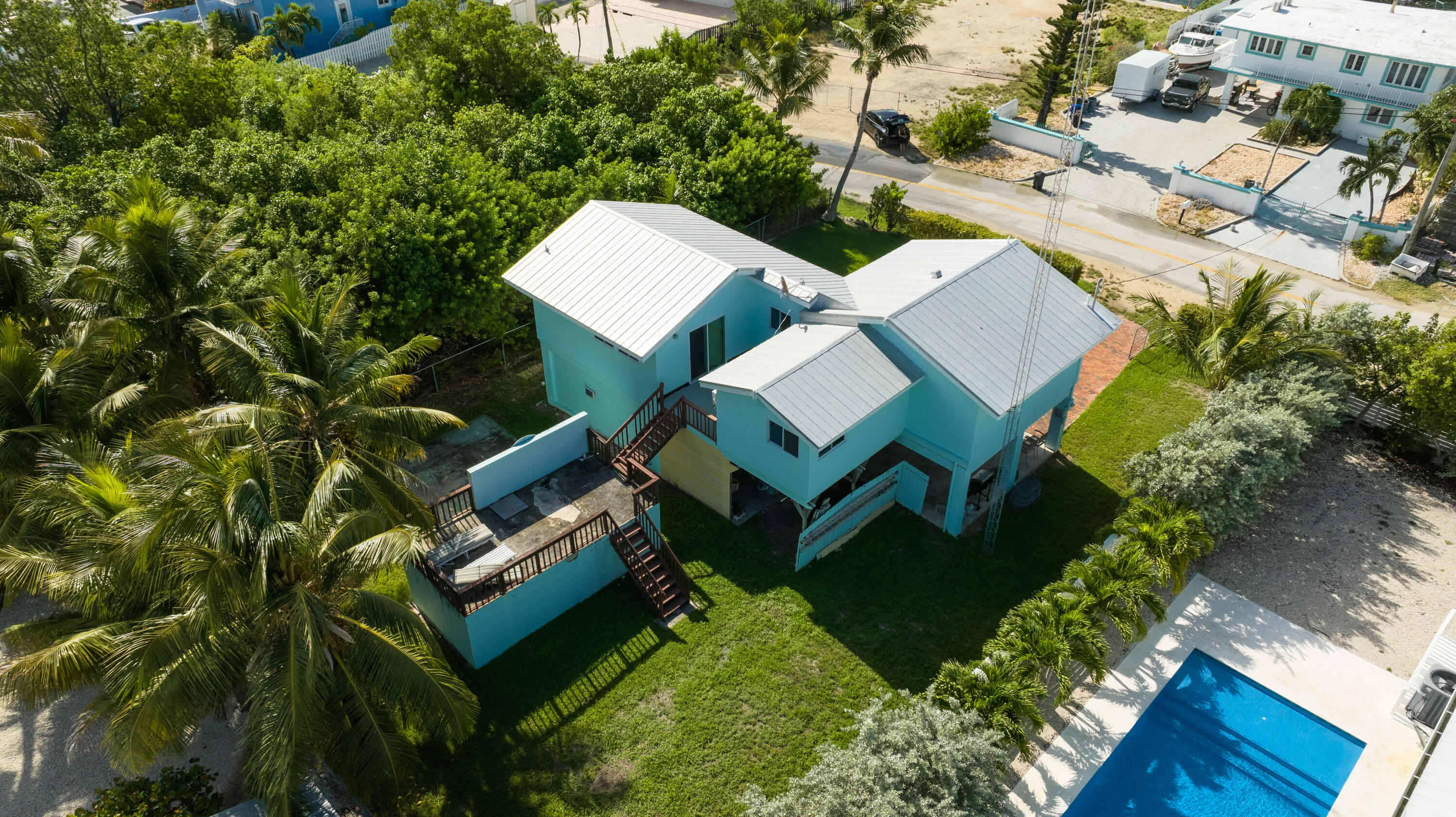 18 North Channel Drive Key Largo, FL 33037 - Photo 26 of 40 an aerial view of a house with garden space and street view