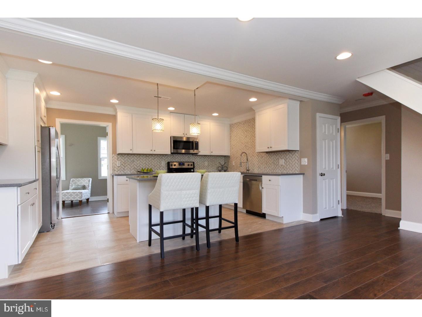 40 Plumtree Road Levittown, PA 19056 - Photo 7 of 25 Kitchen