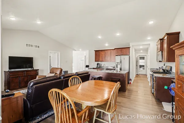 $270,000 | 1249 South Village Circle, Kalamazoo, MI 49009