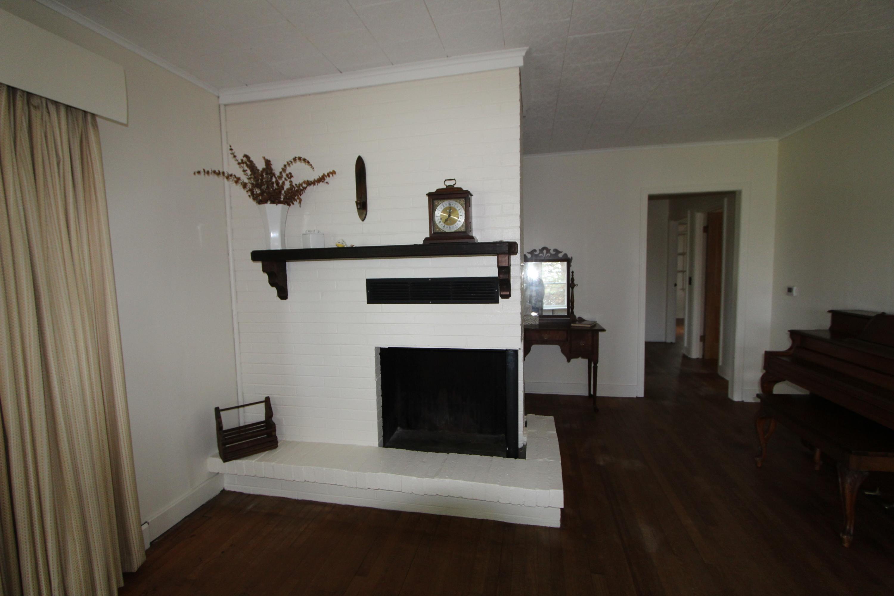 2141 South State Road Ionia, MI 48846 - Photo 16 of 45 IMG_8602 (2)