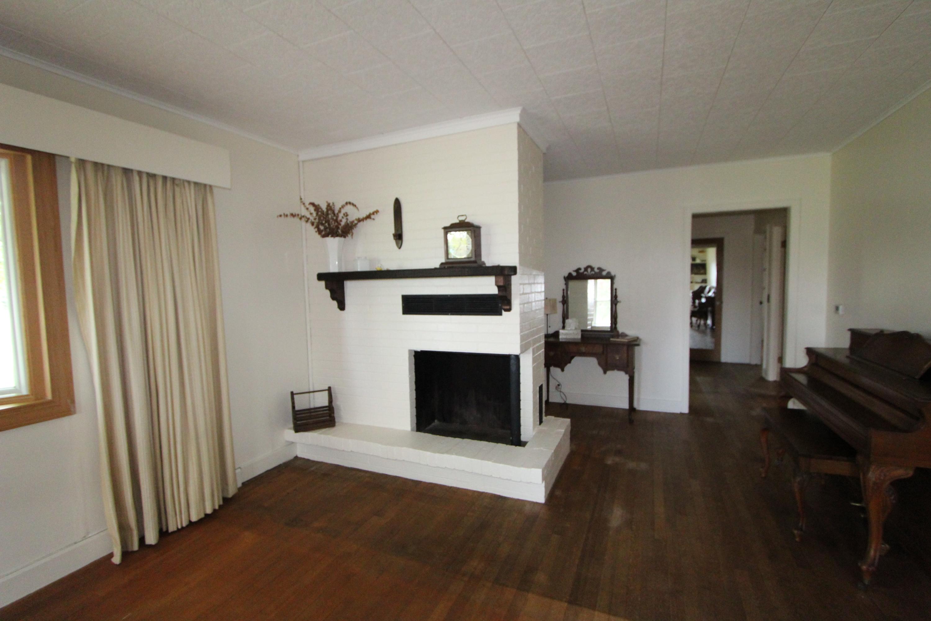 2141 South State Road Ionia, MI 48846 - Photo 3 of 45 IMG_8603 (2)