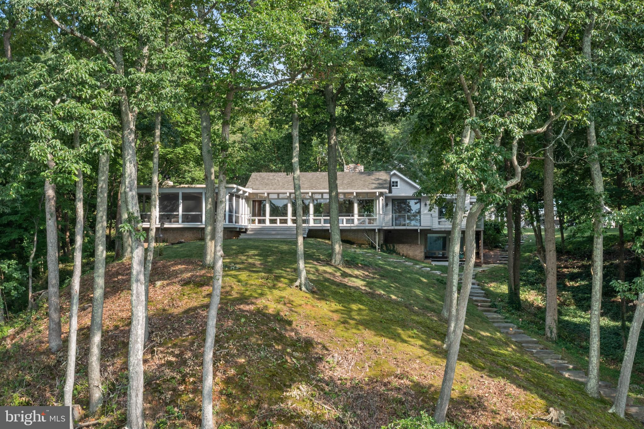 917 Arbutus Road Annapolis, MD 21403 - Photo 4 of 121