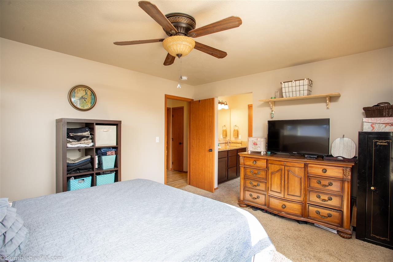 4028 South Bates Road Spokane Valley, WA 99206 - Photo 11 of 20 Gallery Image 11