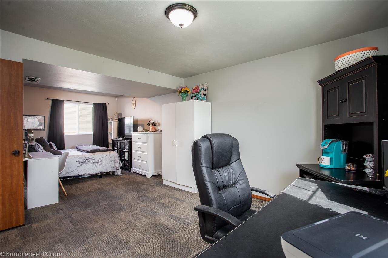 4028 South Bates Road Spokane Valley, WA 99206 - Photo 15 of 20 Gallery Image 15