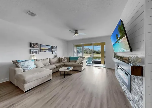$344,900 | 10212 Newel Valley Loop, Riverview, FL 33569