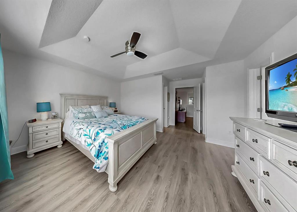 10212 Newel Valley Loop Riverview, FL 33569 - Photo 10 of 72 a living room with furniture and flat screen tv