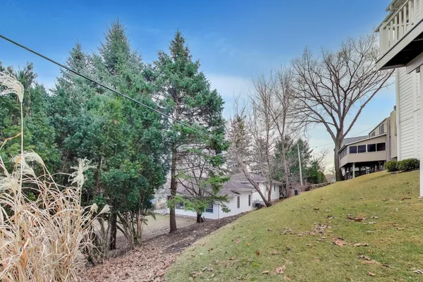 $1,995,000 | 603 Agaming Road, Fontana, WI 53125