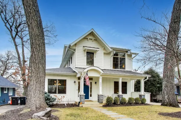 $1,995,000 | 603 Agaming Road, Fontana, WI 53125