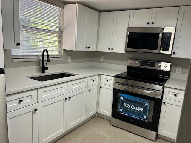 1750 West 12th Street Riviera Beach, FL 33404 - Photo 2 of 23 IMG_3691