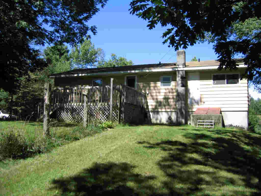 113 Clay Hill Road Hartland, VT 05048 - Photo 2 of 23