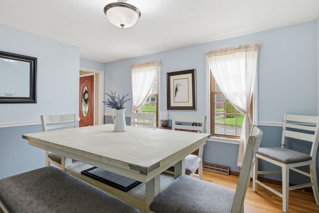 100 Beacon Hill Road West Springfield, MA 01089 - Photo 15 of 41