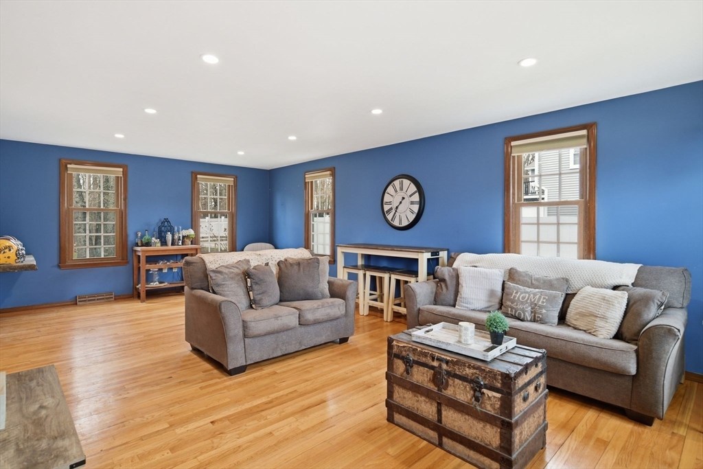 100 Beacon Hill Road West Springfield, MA 01089 - Photo 19 of 41