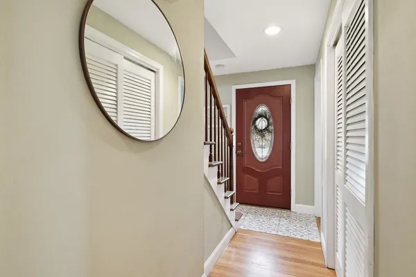 $535,000 | 100 Beacon Hill Road, West Springfield, MA 01089