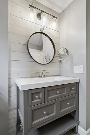 $535,000 | 100 Beacon Hill Road, West Springfield, MA 01089