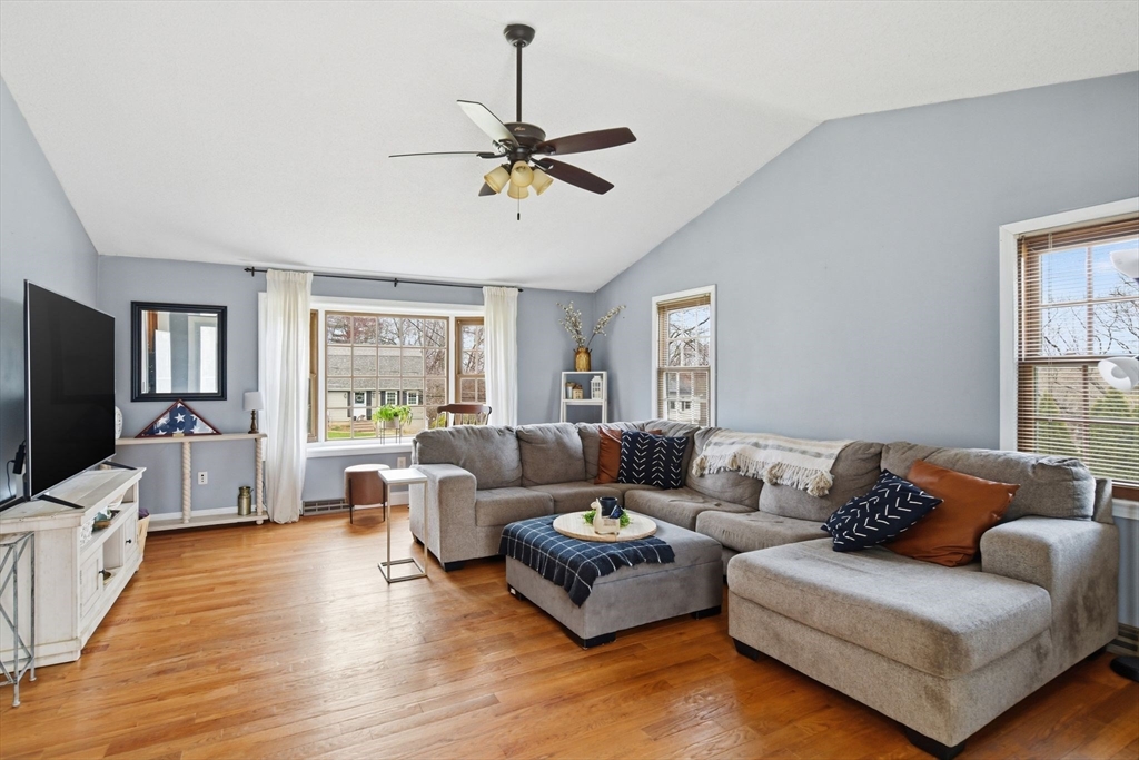 100 Beacon Hill Road West Springfield, MA 01089 - Photo 10 of 41