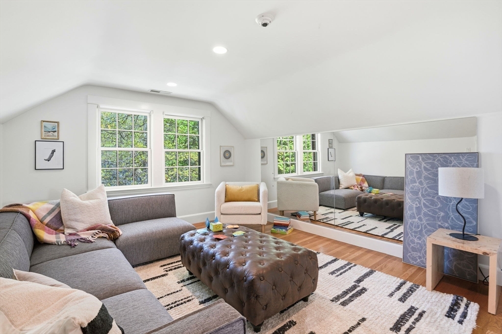 27 Slocum Road Lexington, MA 02421 - Photo 30 of 39