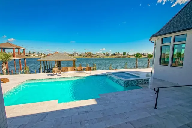 $2,299,000 | 1085 Lakeshore Boulevard, Slidell, LA 70461