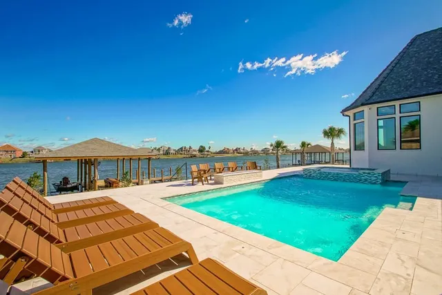 $2,299,000 | 1085 Lakeshore Boulevard, Slidell, LA 70461