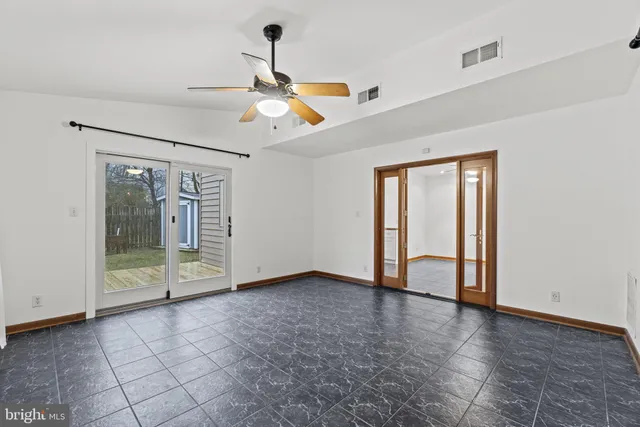 $4,250 | 7005 Brookington Court, Alexandria, VA 22306