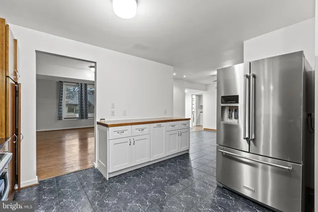 $4,250 | 7005 Brookington Court, Alexandria, VA 22306