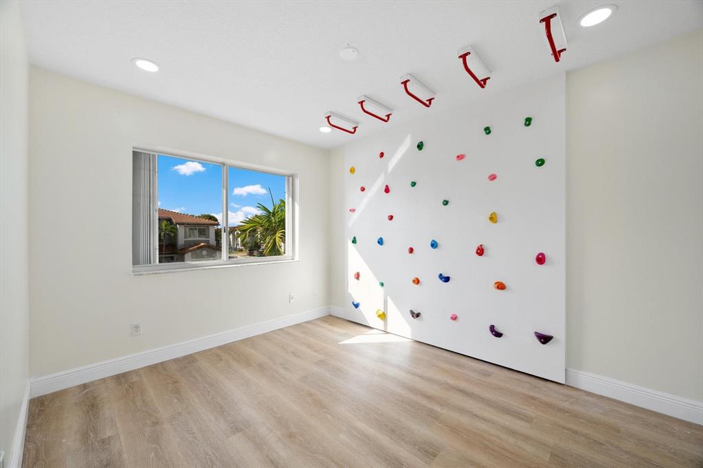 2851 Southwest 127th Way Miramar, FL 33027 - Photo 25 of 40