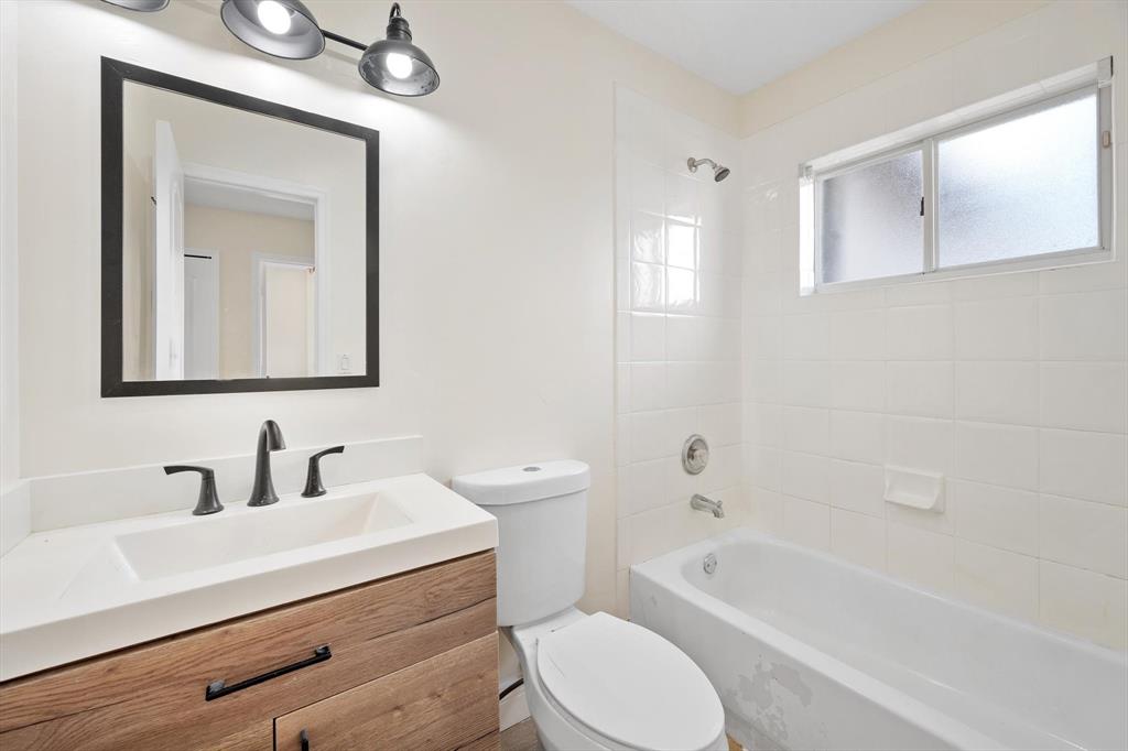 2851 Southwest 127th Way Miramar, FL 33027 - Photo 26 of 40