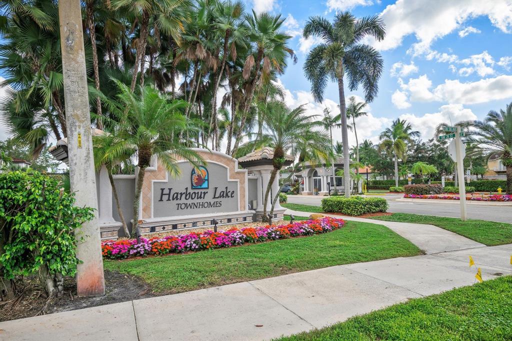 2851 Southwest 127th Way Miramar, FL 33027 - Photo 31 of 40