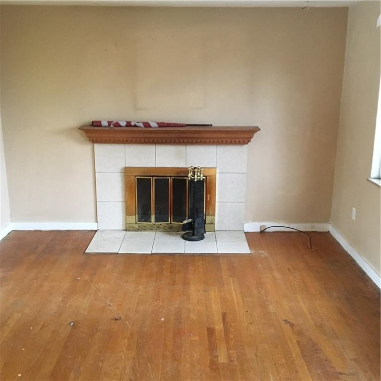 8 Crest Pittsburgh, PA 15215 - Photo 2 of 5