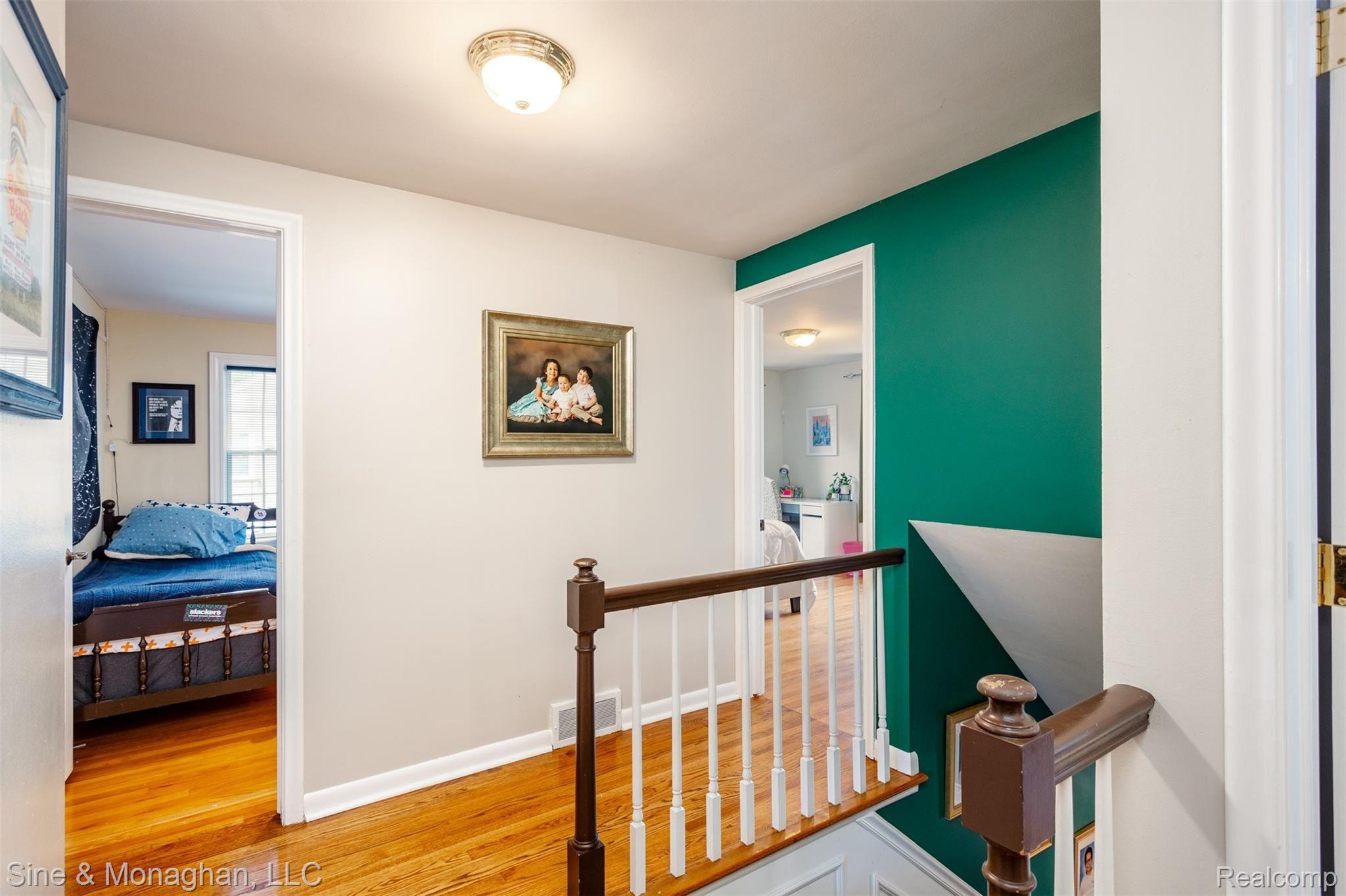 653 Middlesex Road Grosse Pointe, MI 48230 - Photo 42 of 54 653 Middlesex S054.jpg
