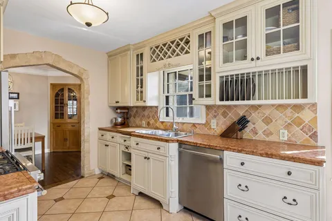 $425,000 | 6709 Harriet Avenue, Richfield, MN 55423