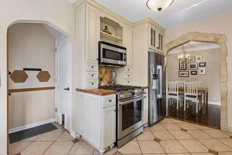 $425,000 | 6709 Harriet Avenue, Richfield, MN 55423