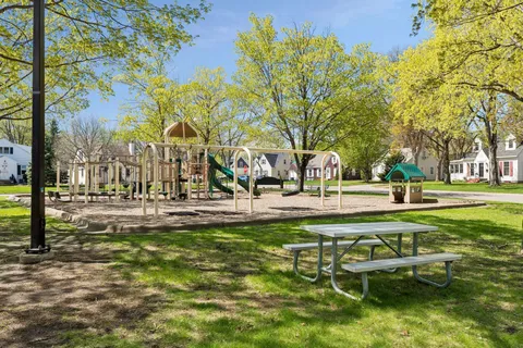 $425,000 | 6709 Harriet Avenue, Richfield, MN 55423