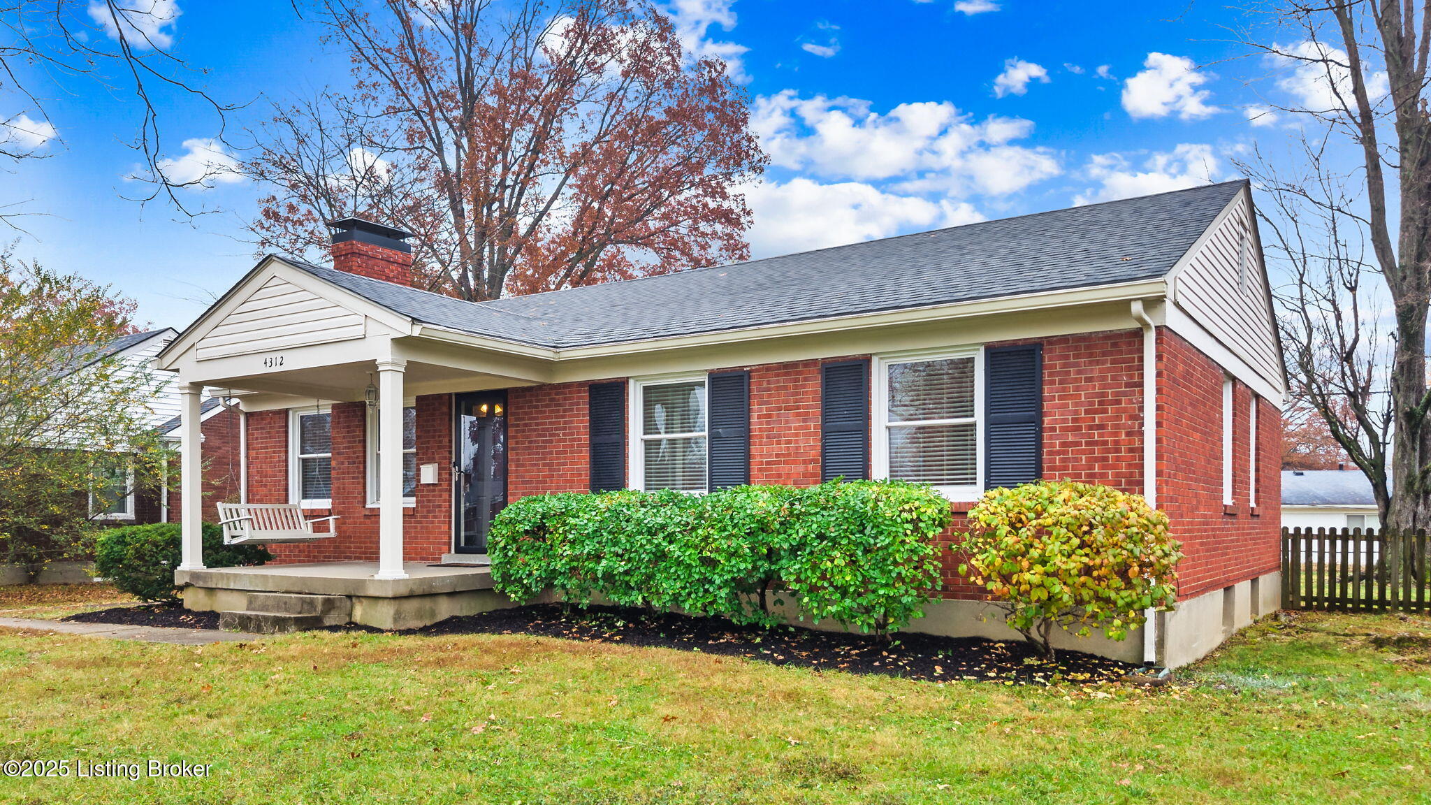 4312 Kinloch Road Louisville, KY 40207 - Photo 2 of 34 Welcome Home