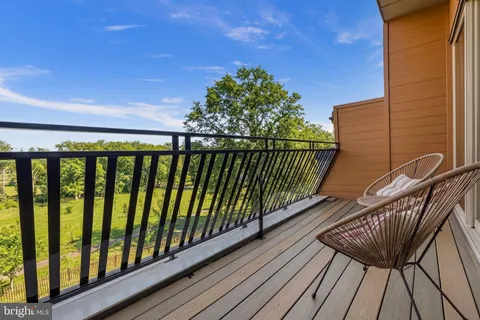 $1,050,000 | 3610 Park Place Northwest, Unit 2, Washington, DC 20010