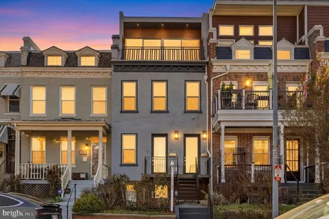 $1,050,000 | 3610 Park Place Northwest, Unit 2, Washington, DC 20010