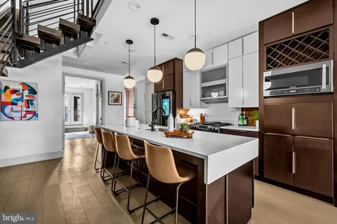 $1,050,000 | 3610 Park Place Northwest, Unit 2, Washington, DC 20010