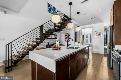 $1,050,000 | 3610 Park Place Northwest, Unit 2, Washington, DC 20010