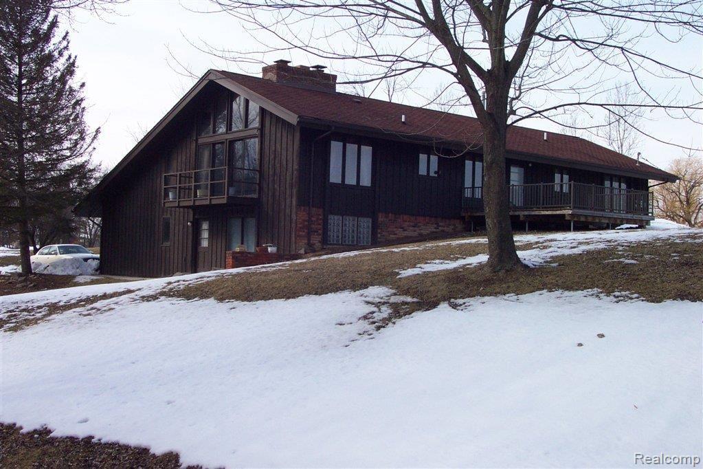 56492 Hayes Road Macomb, MI 48042 - Photo 15 of 18 Rear View