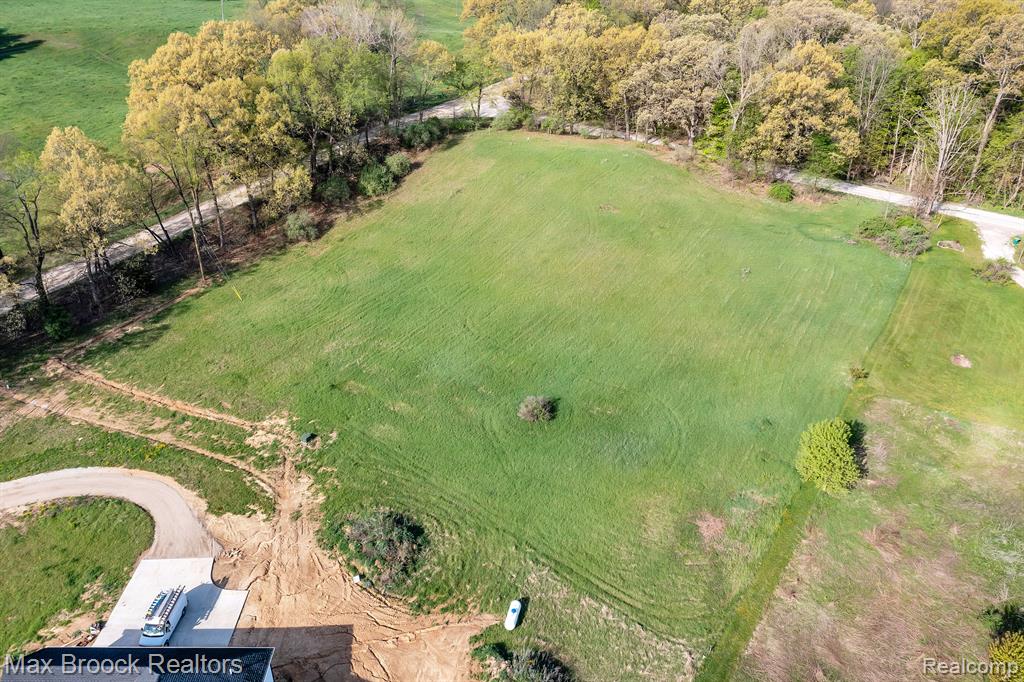 5034 Madden Road Dexter, MI 48130 - Photo 4 of 14