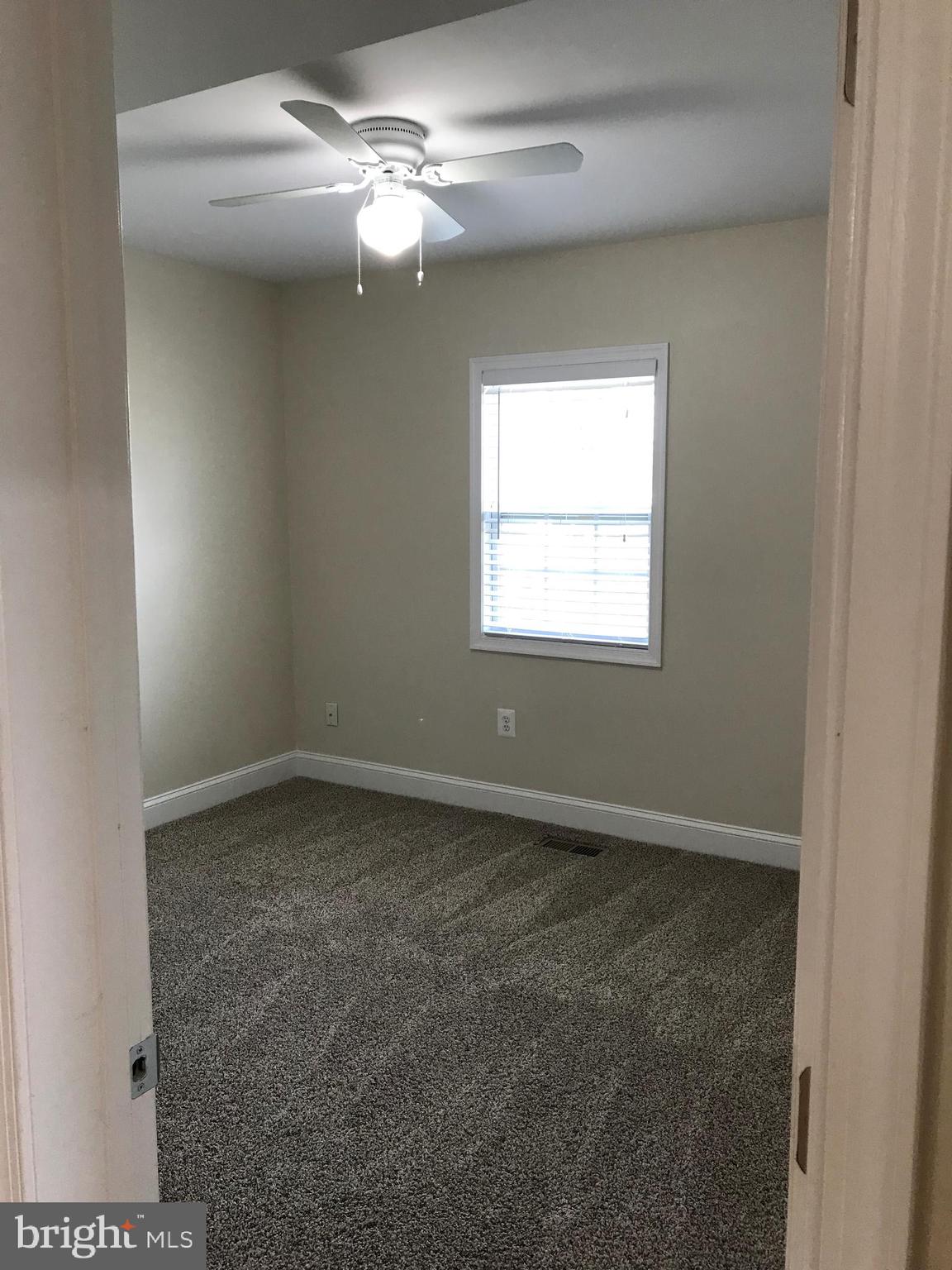 521 Cresswell Road Baltimore, MD 21225 - Photo 14 of 19 1st floor Bedroom 2